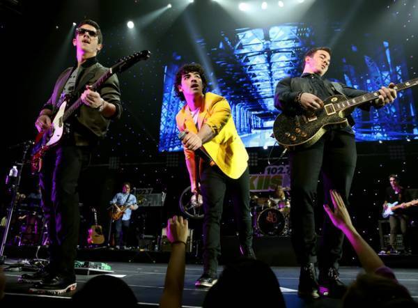 「ジョナス・ブラザーズ」が5年ぶりに再結成！新曲発売へ