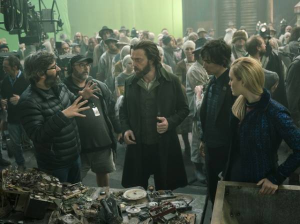 「誰も観たことのない作品」キャストたちが語る『モータル・エンジン』フィーチャレット映像