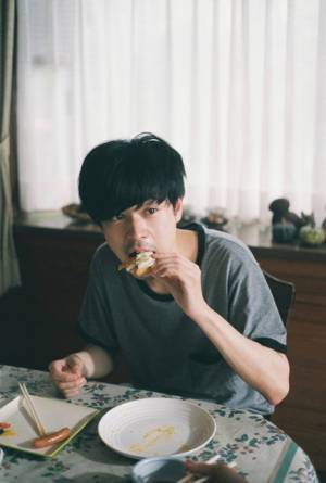 成田凌の“ダメ彼氏感”全開！「サイテー男の無自覚の酷さを共有したい」