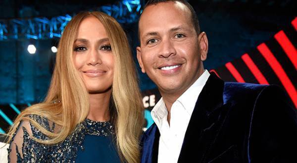 ジェニファー・ロペス、アレックス・ロドリゲスのプロポーズに「イエス！」