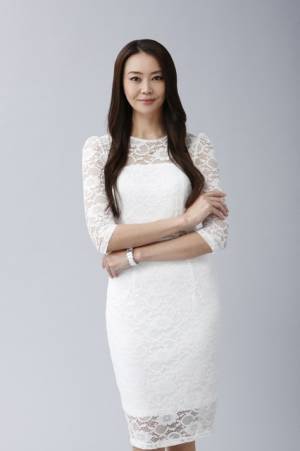 観月ありさ、“執事”上川隆也を追う謎の美女に…「執事 西園寺の名推理2」