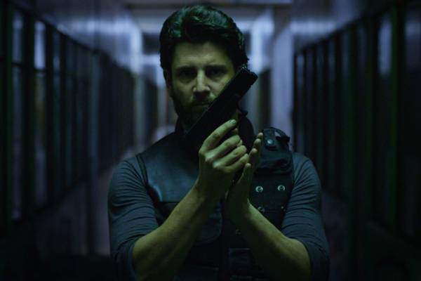 孤独な凄腕ヒットマン、再び銃を手に…『メッセージマン』予告