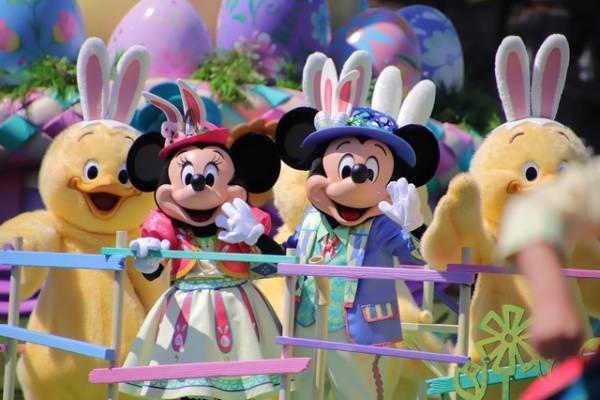 【ディズニー】“うさピヨ”がパークにやってきた！新生イースター盛大に開幕