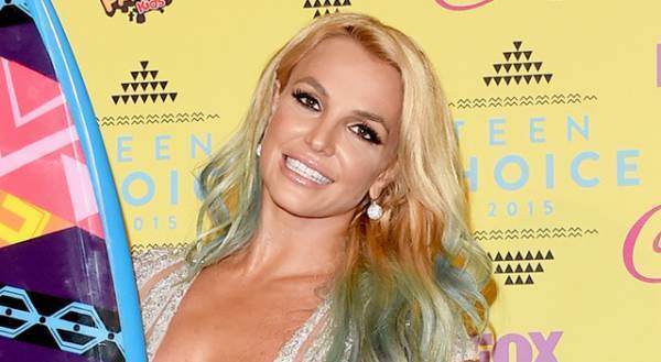 ブリトニー・スピアーズ、精神療養施設に入所…家族からは応援メッセージ