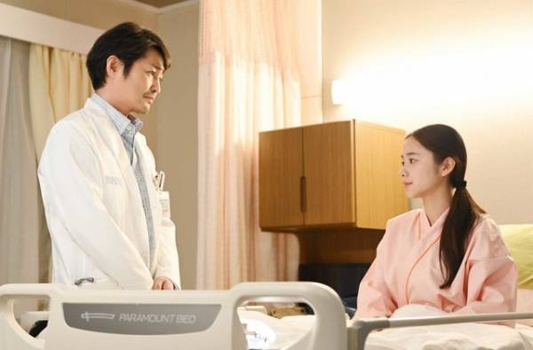 小瀧望に「過去一レベルでかっこいい」、ゲスト堀田真由にも注目集まる…「白衣の戦士！」第2話