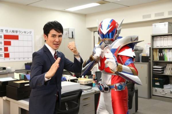 郷ひろみ、“戦隊ヒーロー”で「世にも奇妙な物語」初主演！上白石萌音が娘役