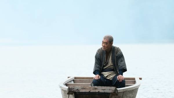 柄本明、ひとり舟を漕ぐ姿が切ない…オダギリジョー長編初監督作『ある船頭の話』特報