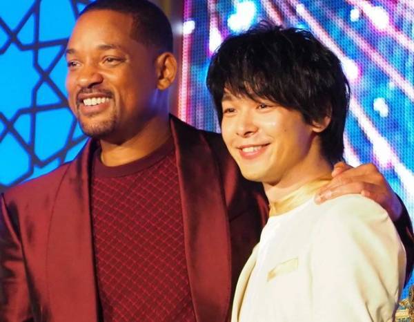『アラジン』来日ウィル・スミス、中村倫也と即興で華麗なステップ披露！