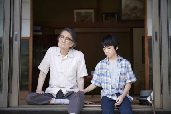 こんな山崎努は見たことない！孫からベタ褒めでご満悦!?『長いお別れ』本編映像