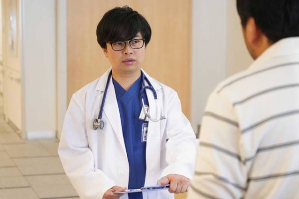 浜野謙太の“プロフェッショナル”ぶりに「カッコいい」の声殺到…「ラジエーションハウス」7話