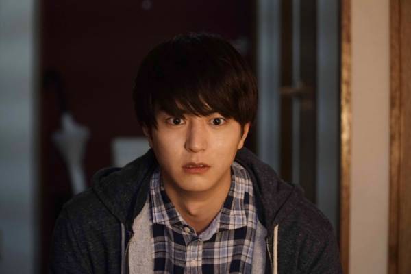 稲葉友、飯豊まりえ主演ホラー『シライサン』に出演！恐怖映し出す特報も