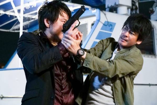 唐沢寿明、撮影初日から敵を一網打尽！ 本格アクション必見「ボイス」