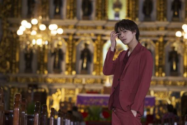 猪野広樹、セブ島でマリンスポーツに挑戦！ 写真集第2弾発売