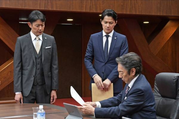 筒井道隆＆別所哲也出演の新章に「90年代トレンディドラマみたい」の声「集団左遷!!」第7話