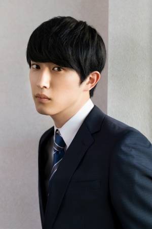 杉野遥亮、連ドラ初主演！振り込め詐欺に身を堕とす…「スカム」