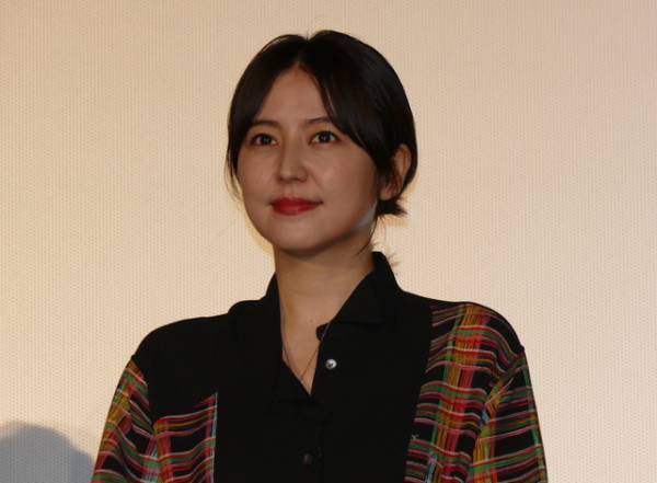 長澤まさみ、見事“だました”!?　『コンフィデンスマンJP』映画第2弾製作決定！