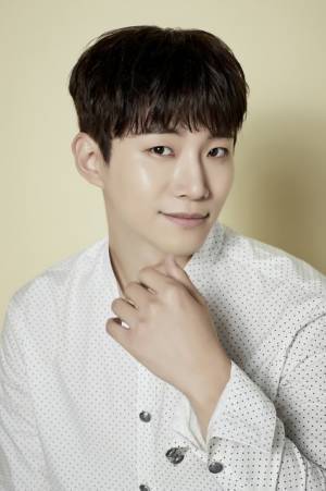 【インタビュー】ジュノ、ツンデレキャラ話題の主演作「油っこいロマンス」は「大きな挑戦」