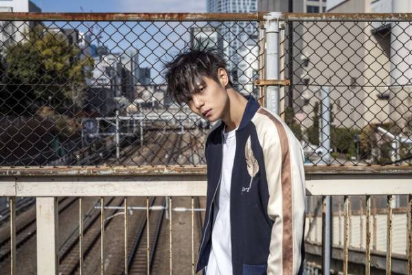 窪田正孝のクールな魅力がここに！『初恋』主人公を思わせる7月デジタルカレンダー配信