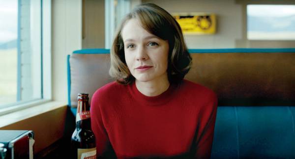 キャリー・マリガン「夢のような現場だった」『ワイルドライフ』インタビュー映像