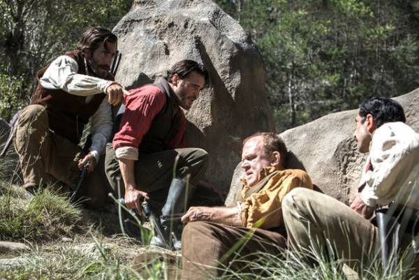 “おっさん”同士の友情が生まれる瞬間！『ゴールデン・リバー』性格俳優4人が豪華競演