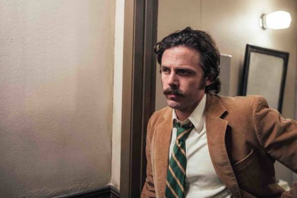 ケイシー・アフレック「彼が示してくれた」“伝説”R・レッドフォードとの共演を語る