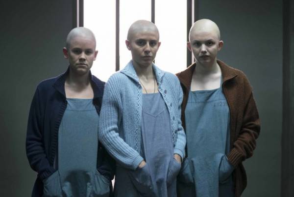 衝撃！人気女優を殺したのは洗脳された女性たち…『チャーリー・セズ／マンソンの女たち』