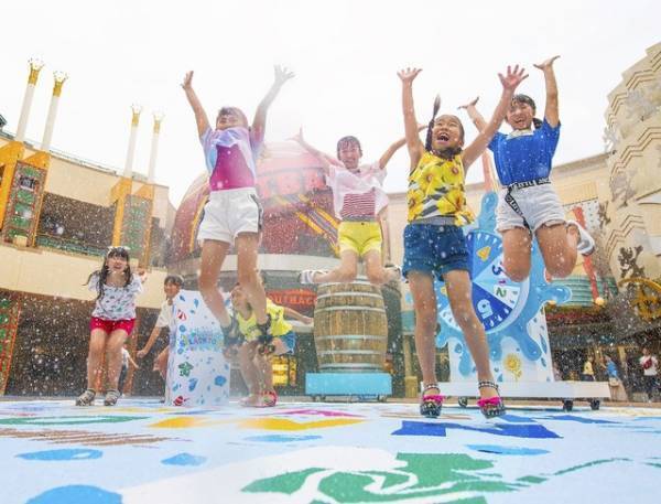 【ディズニー】イクスピアリのずぶ濡れ夏到来！人気の無料コンテンツも