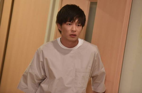 横浜流星、田中圭から“頬キス”＆西野七瀬とのキスも…「あなたの番です 反撃編」