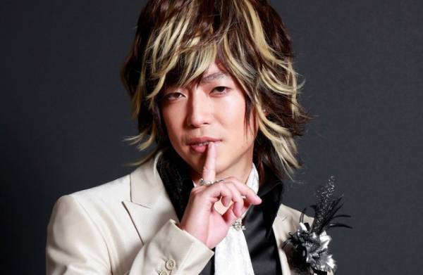 大東駿介、松尾スズキ監督作『108』でド派手なホストに