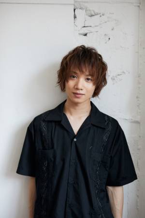 植田圭輔、怪獣に挑む！ 主演映画『三大怪獣グルメ』始動