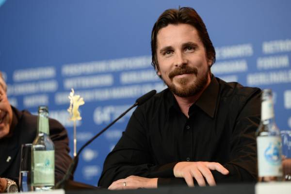 クリスチャン・ベイル、新バットマンのロバート・パティンソンに太鼓判