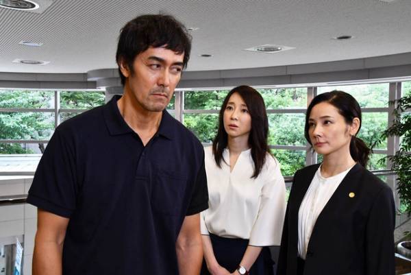 阿部寛の13年ぶり桑野に「相変わらず」、“変化なし”を喜ぶ声が殺到…「まだ結婚できない男」1話