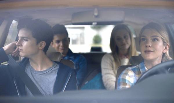 ティモシー・シャラメ、憧れの人と70’Sソングを熱唱『マイ・ビューティフル・デイズ』