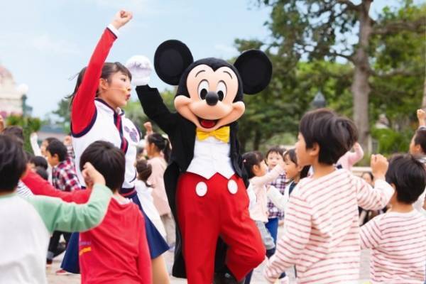 【ディズニー】動画再生回数400万回超！TDLで新規キッズダンスプログラム開始！