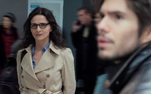 ジュリエット・ビノシュ、SNSの罠にハマる…『私の知らないわたしの素顔』公開決定