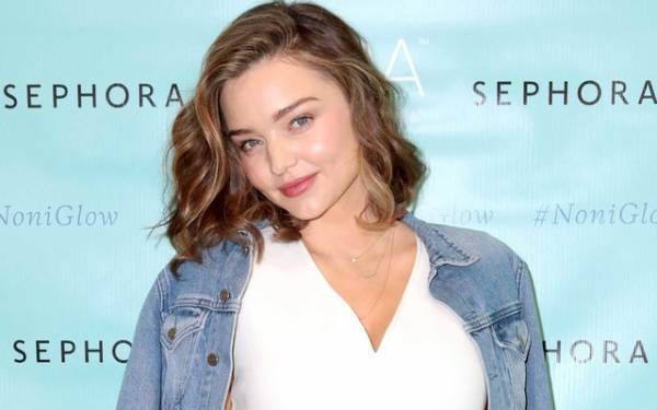 ミランダ・カーが第3子男児を出産 「マイルズ」と命名