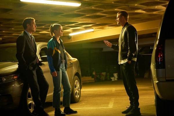 ロザムンド・パイク、今度はFBI捜査官『THE INFORMER／三秒間の死角』場面写真