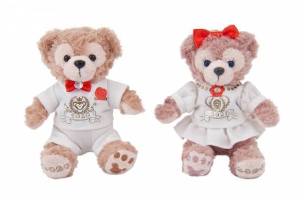 【ディズニー】年末恒例ダッフィーのコレクションドール、今年はズボンとスカートも