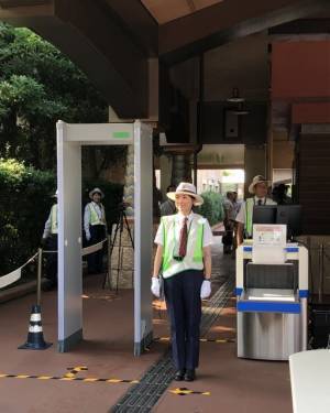 【ディズニー】エントランスに金属探知ゲート設置　セキュリティ強化