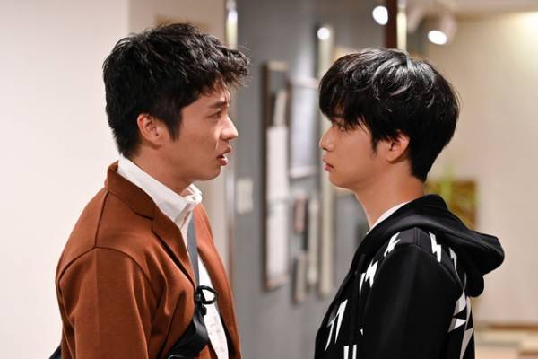 田中圭と千葉雄大の熱烈キス、戸次重幸の絶叫…視聴者から「最高」の声続々「おっさんずラブ-in the sky-」