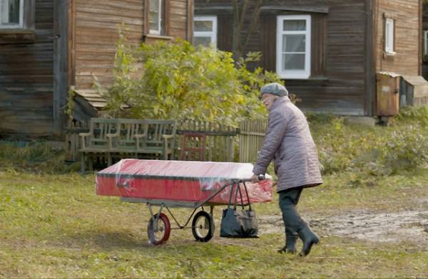 『私のちいさなお葬式』“お葬式計画”のきっかけが明らかに…冒頭映像入手