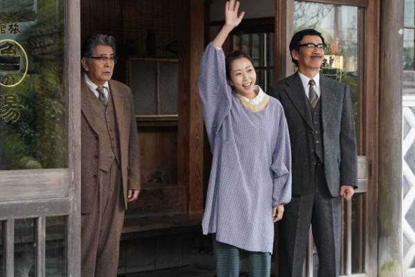 加藤シゲアキの“金田一耕助”再び！古谷一行＆中条あやみら共演「悪魔の手毬唄」放送