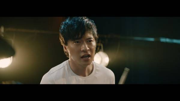 田中圭の軽快なドラム、マント姿の吉沢亮…「ソフトバンク」新CM始まる