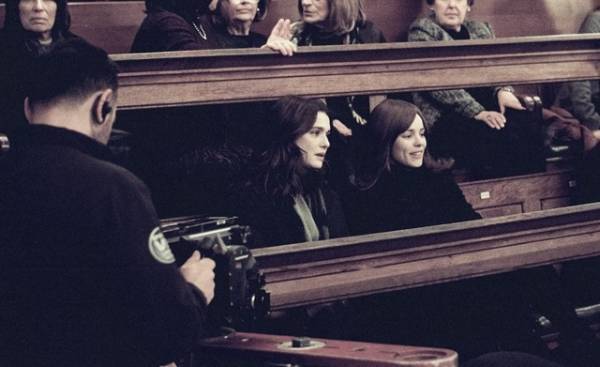 Wレイチェルの熱演を支えたのはアカデミー賞常連のスタッフたち『ロニートとエスティ』