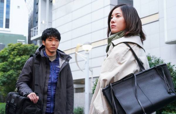 重岡大毅の“視線”と“豹変”の演技に視聴者「背筋が凍った」の声「知らなくていいコト」2話