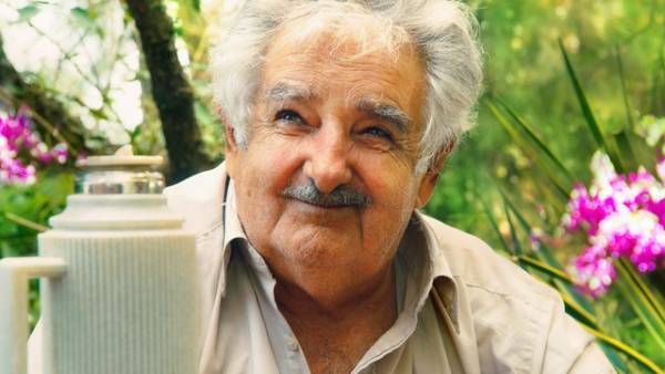 国民に愛されたホセ・ムヒカ、その波乱万丈な人生『世界でいちばん貧しい大統領』予告