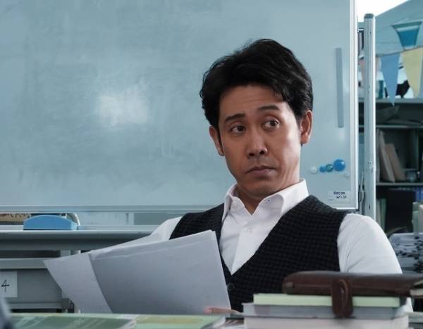 仁義なき騙し合いバトル勃発!? 大泉洋主演『騙し絵の牙』本編映像初公開