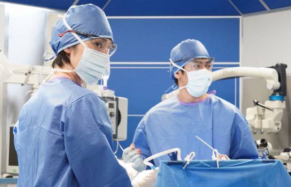 永山絢斗“西郡”の過去と天海祐希の娘役・桜田ひよりの成長ぶりに注目の声…「トップナイフ」3話