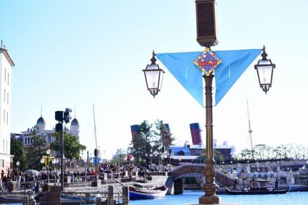 【ディズニー】マスク着用をキャストに許可「感染症の流行具合を鑑み」