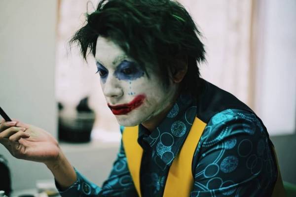 山田裕貴、“ジョーカーメイク”を披露！「情熱大陸」の反響を受け「初めて自分のこといいのかなと」